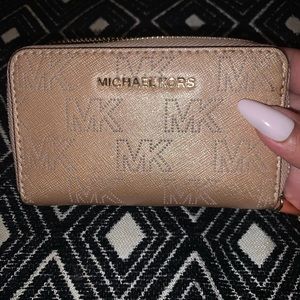Michael kors wallet